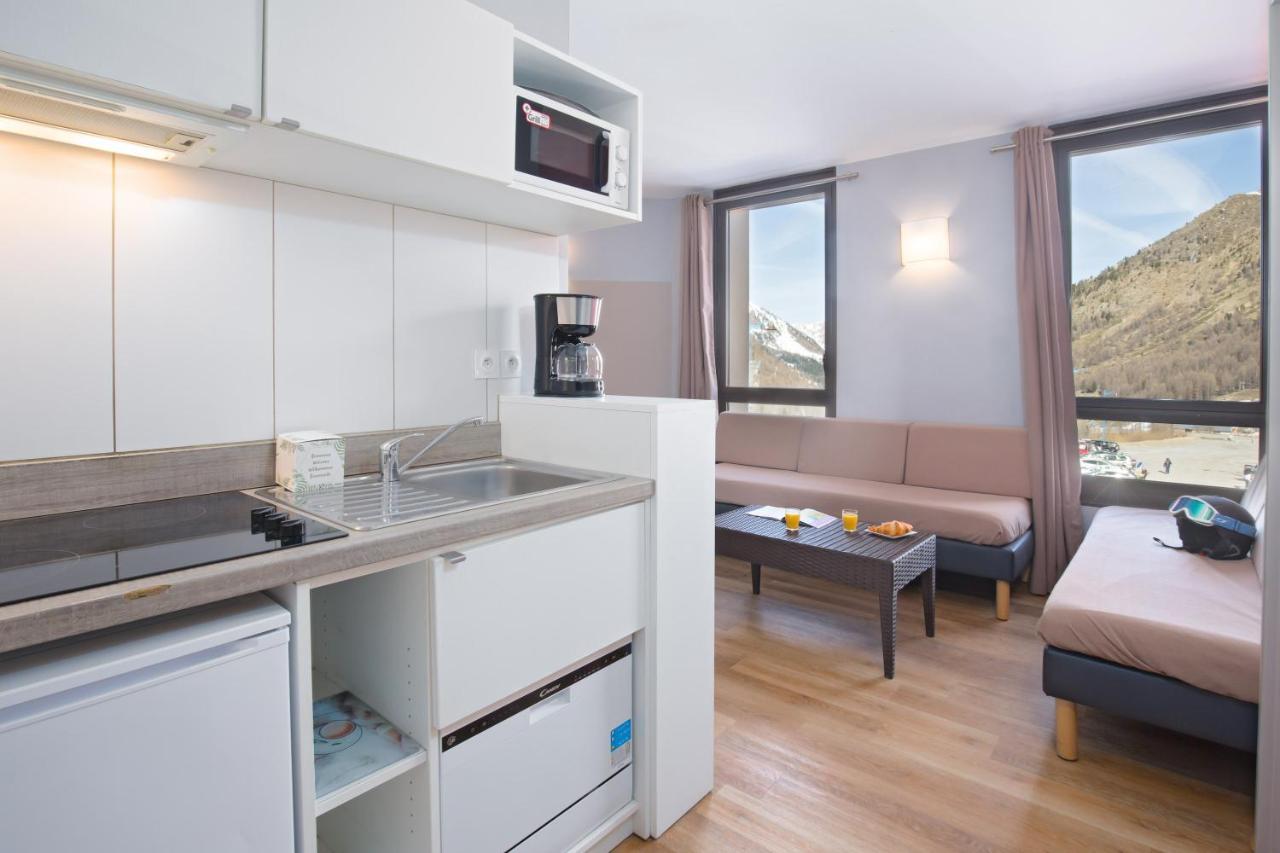 Sowell Residences New Chastillon Isola 2000