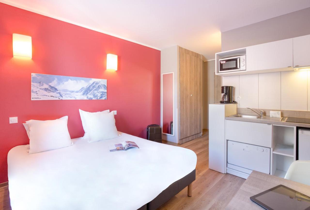 Sowell Residences New Chastillon Aparthotel 4*